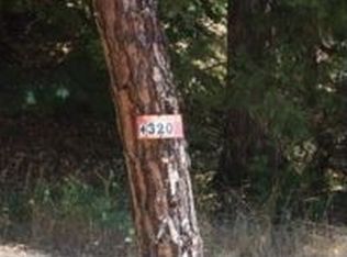 320 Meadowbrook Ln, Williams, OR 97544