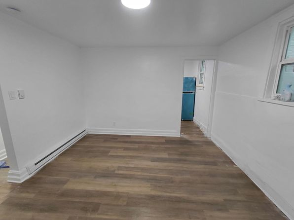 306 Hill St APT 1
