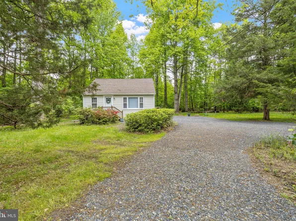 636 Raritan Ave, Atco, NJ 08004