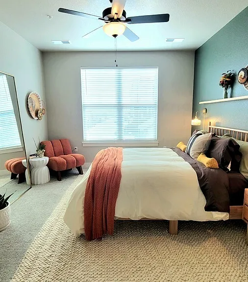 285 High Point Dr #H-203 — Photo 23