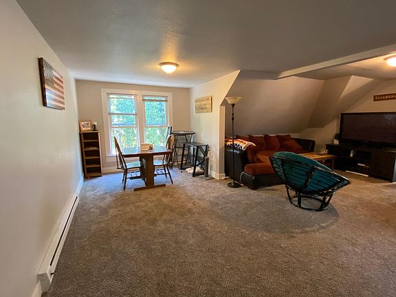 3rd image of 1201 N Willow St #1/2