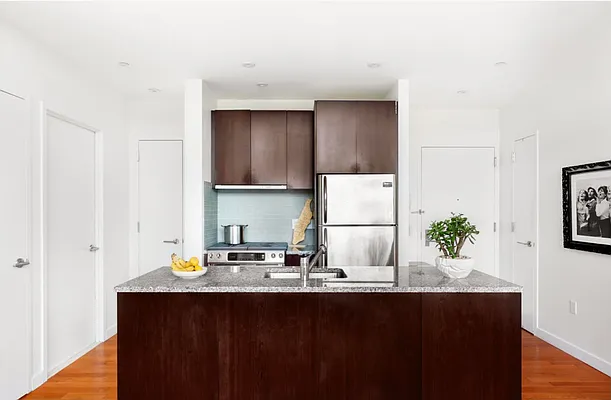 Rented by Compass | media 28