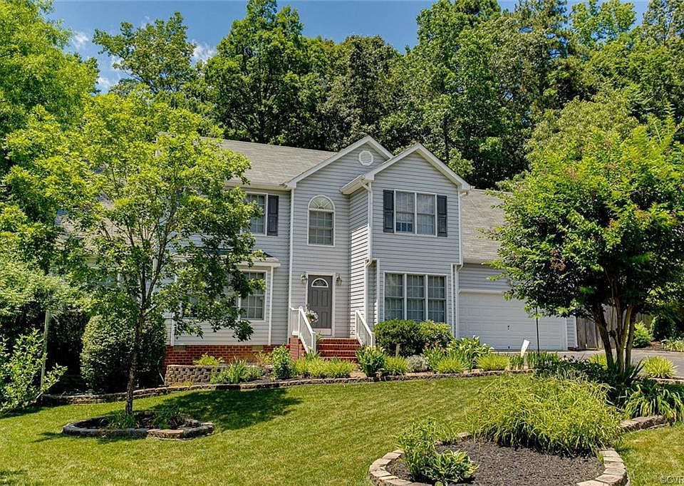 1st image of 10124 Woodvale Ct