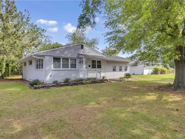 2532 E Little Creek Rd, Norfolk, VA 23518