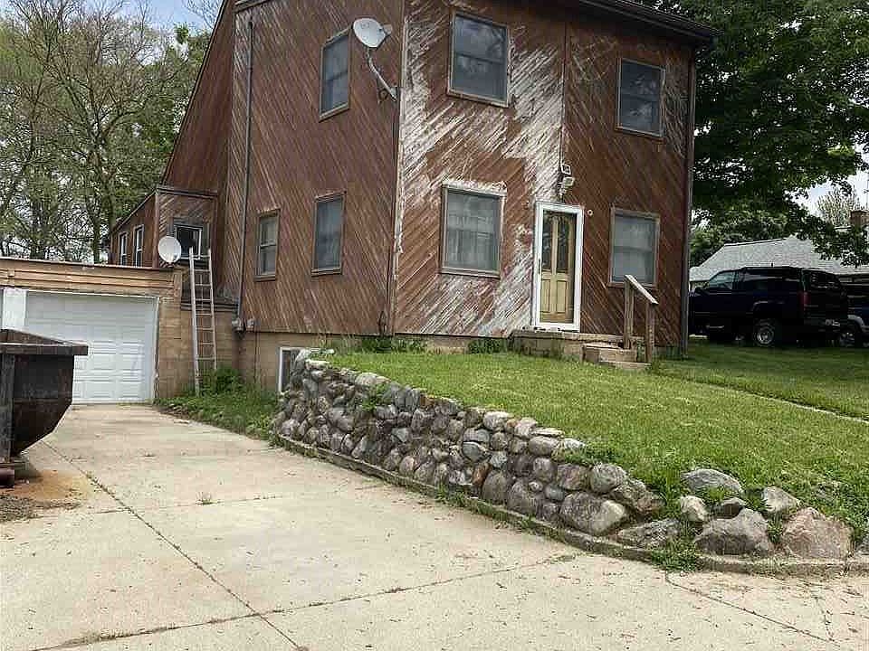 1st image of 243 Ackerson Lake Dr