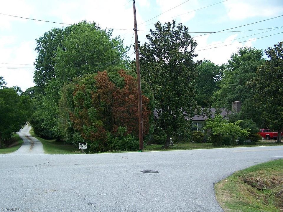 2nd image of 2201 Mitchell Ave