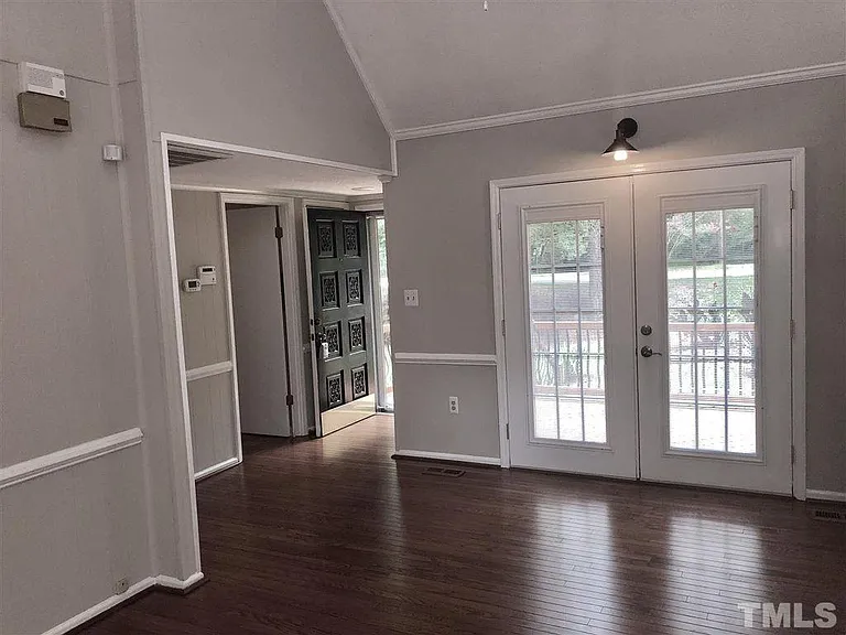 1017 Stonehedge Ave — Photo 14