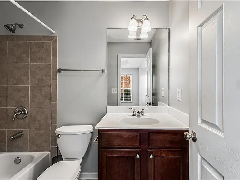 2784 Loftview Sq — Photo 6