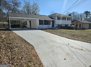 6370 Forest Haven Dr, Riverdale, GA
