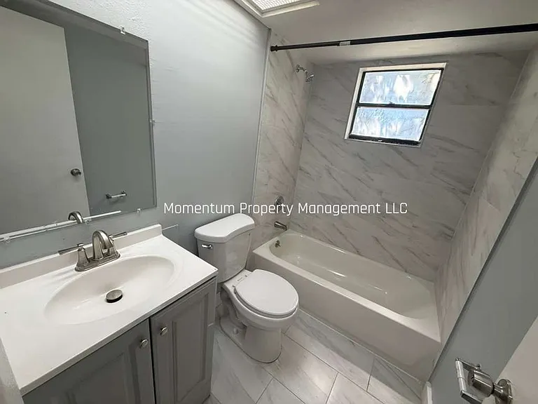 198 N Fernwood Ave #2 — Photo 10