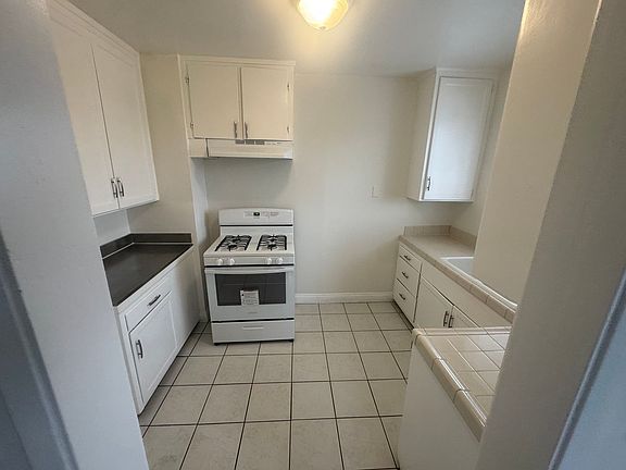 4th image of 11736 S Budlong Ave APT 1B