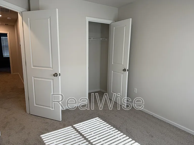 62755 Eagle Rd — Photo 32