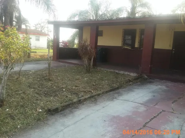 255 NW 12th Ave, South Bay, FL 33493