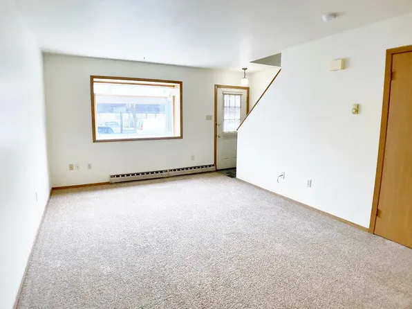 2082 Mary Ellen Ln, State College, PA 16803