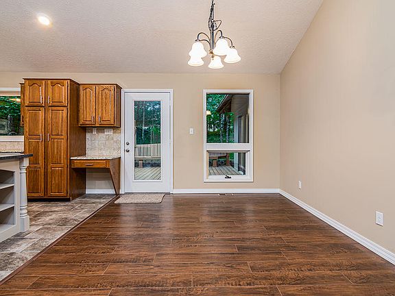 5th image of 84 Quail Cove Dr