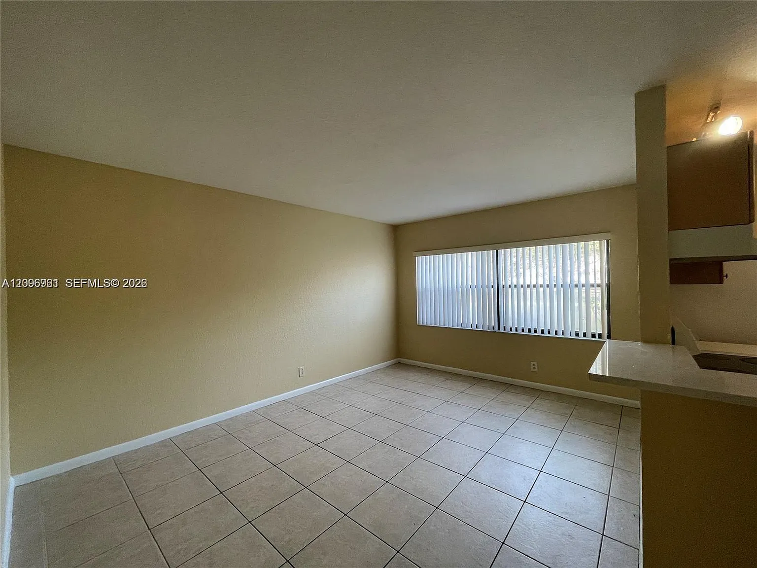 Eagle Manor Condo — Photo 3