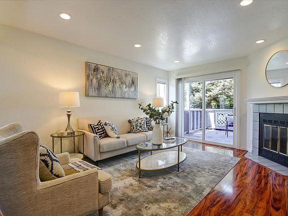 5th image of 1517 Four Oaks Cir