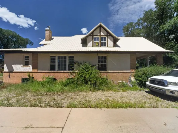 1217 6th St, Las Vegas, NM 87701