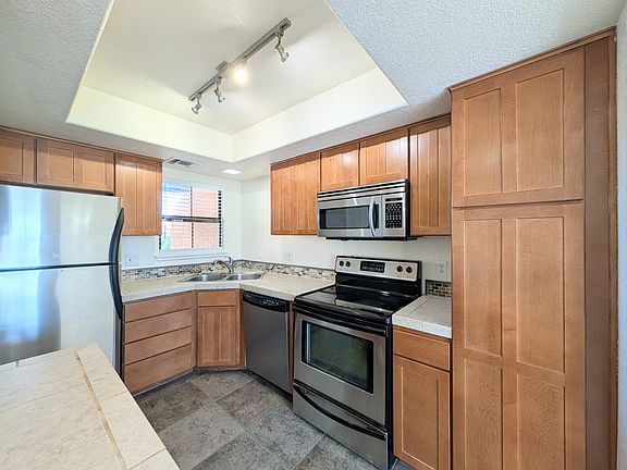 5th image of 6651 N Campbell Ave APT 275