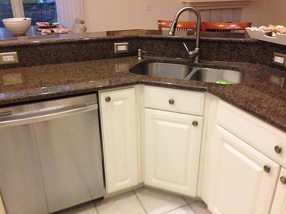 Granite Cntrs/SS Aplncs