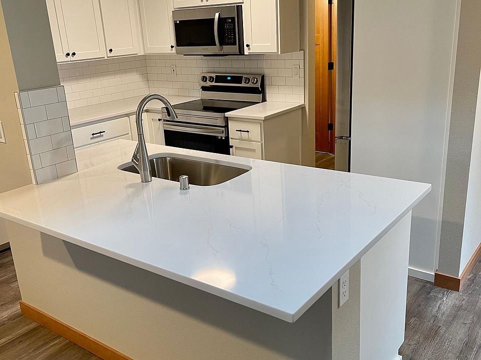 Fully Updated Kitchen!