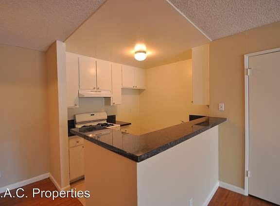4th image of 5400 Morella Ave APT 9