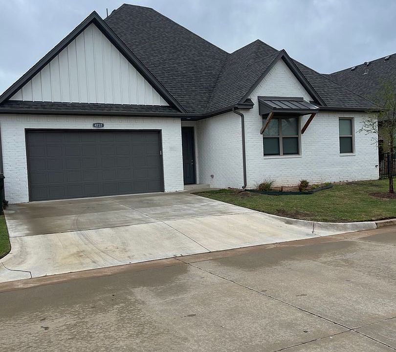 2nd image of 4737 Enclave Pl