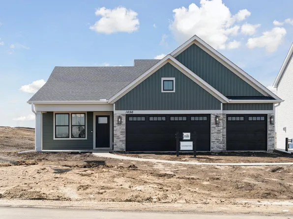 8828 63rd St S, Cottage Grove, MN 55016