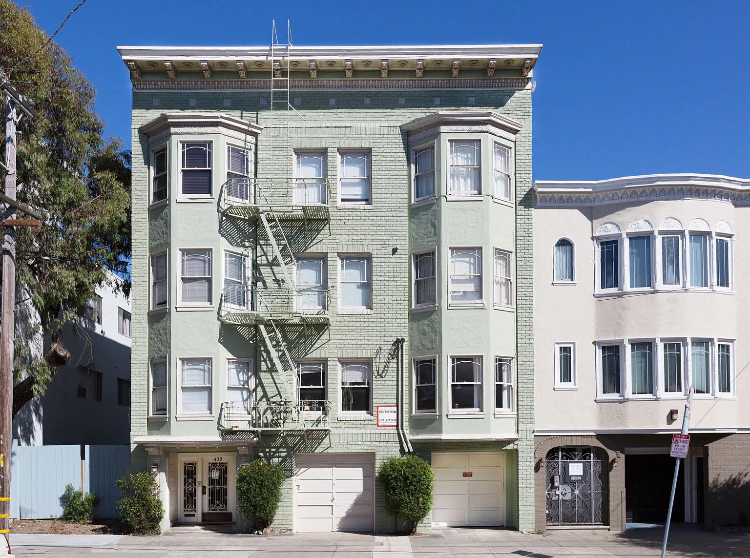 430 Baker — Photo 1