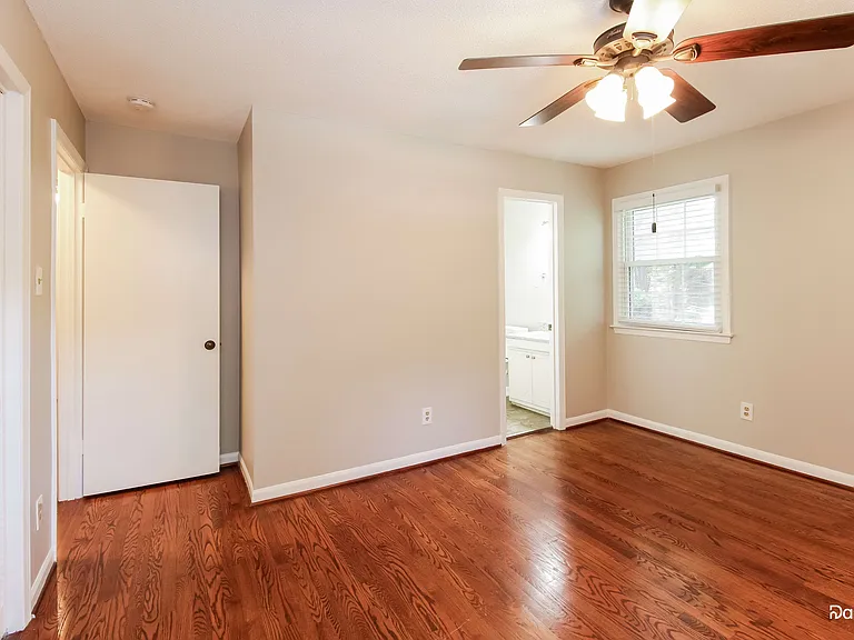 5405 Ainsworth Dr — Photo 13