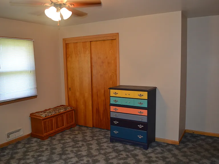 322 Webster St — Photo 48