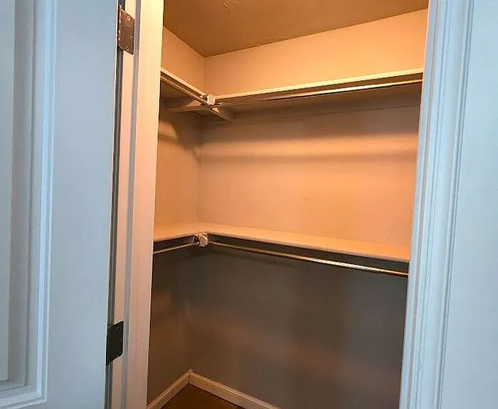 1120 E Campbell St — Photo 24