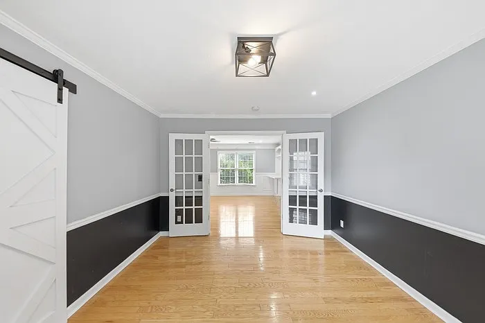 4 bed, 2.5 bath, 2143 sqft, $2,200 — Photo 4