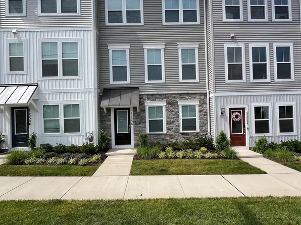 42556 Shandwick Ter, Sterling, VA 20166