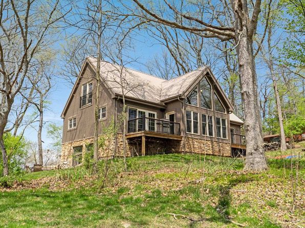 575 Lane 100 Pine Canyon Lk, Angola, IN 46703
