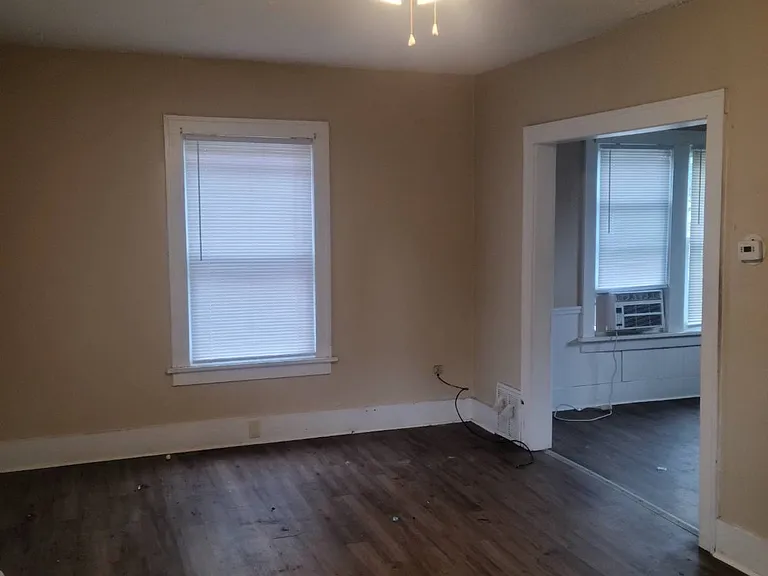 218 Kennet Ct NW — Photo 5