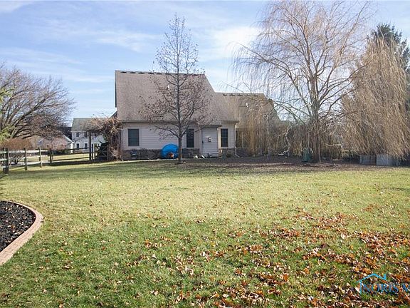 5th image of 584 Winding River Ct