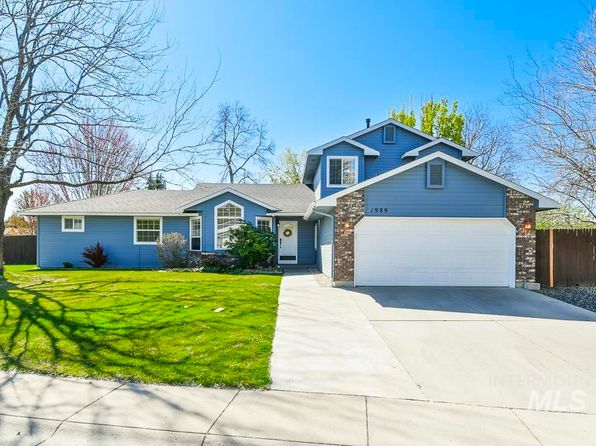 1989 N Trail Creek Way, Eagle, ID 83616