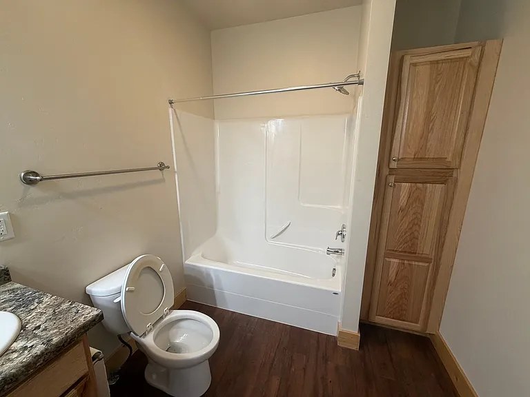 20 Culver Pl — Photo 12
