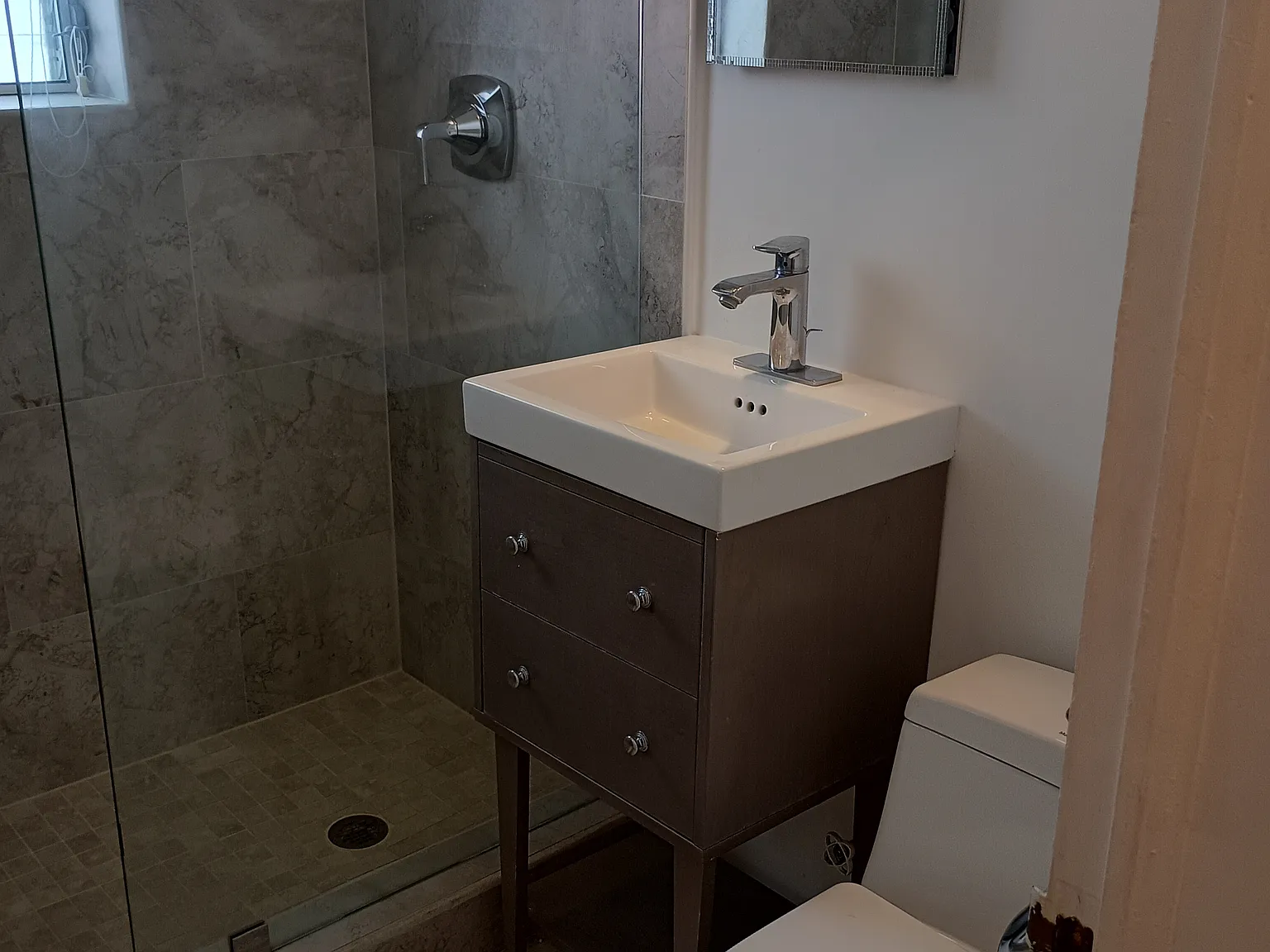 Studio, 470 sqft, $1,600 — Photo 4