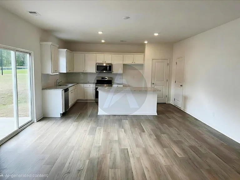 1420 Hunter Trl — Photo 3