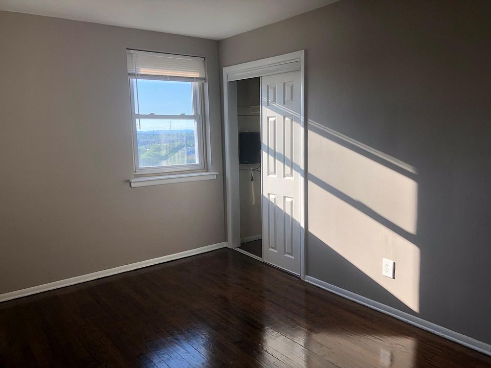 1st image of 9 Bentley Ave APT 16