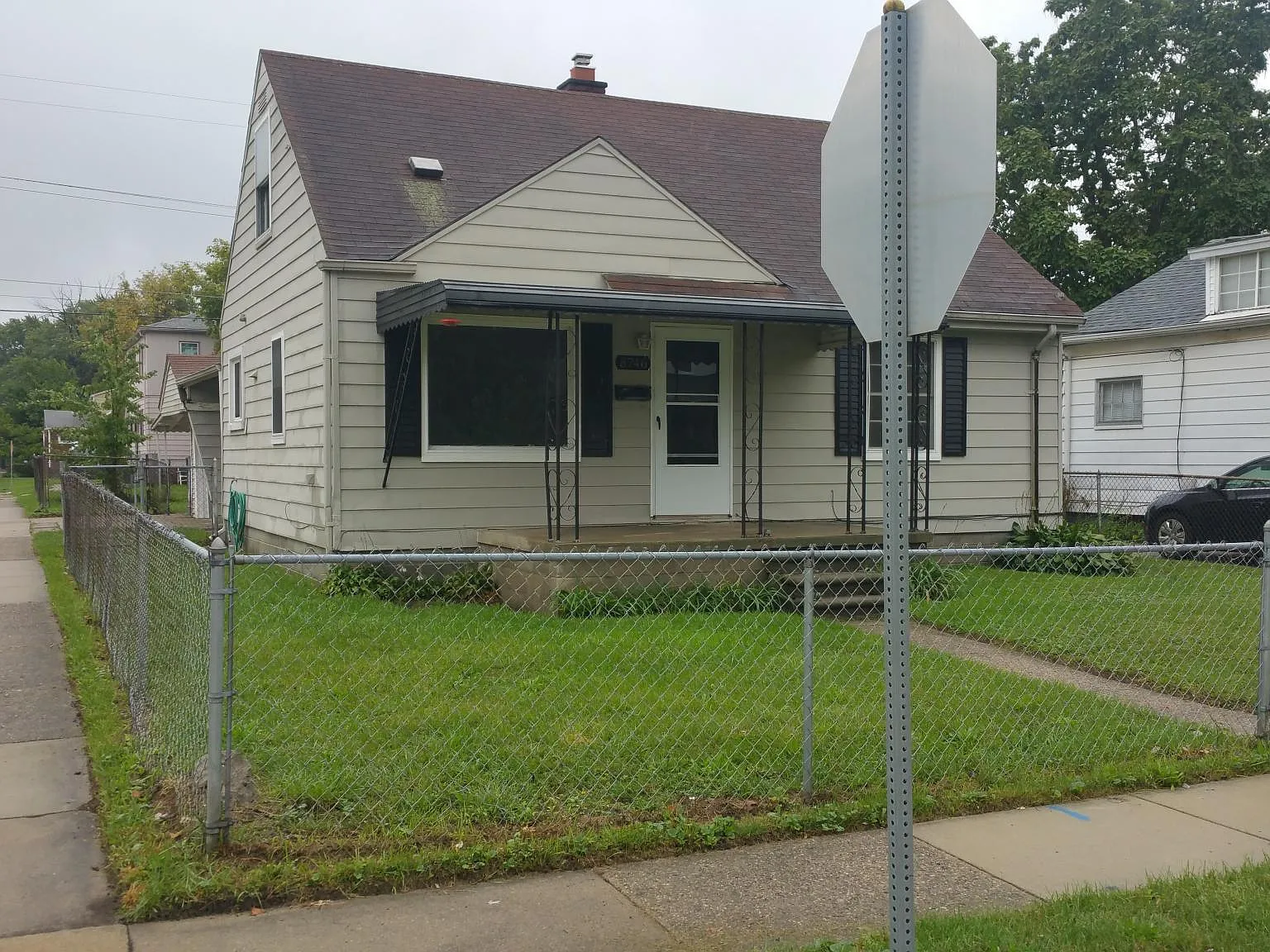 4 bed, 1050 sqft, $1,575 — Photo 1