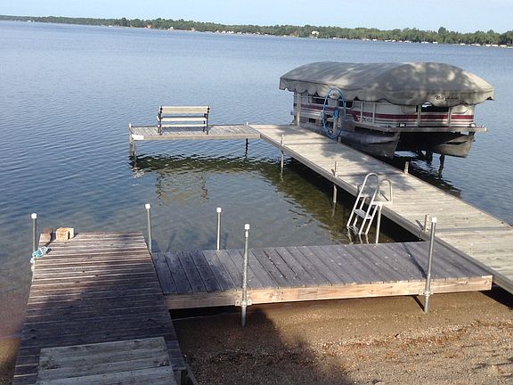 2nd image of 32439 Haggstrom Dr