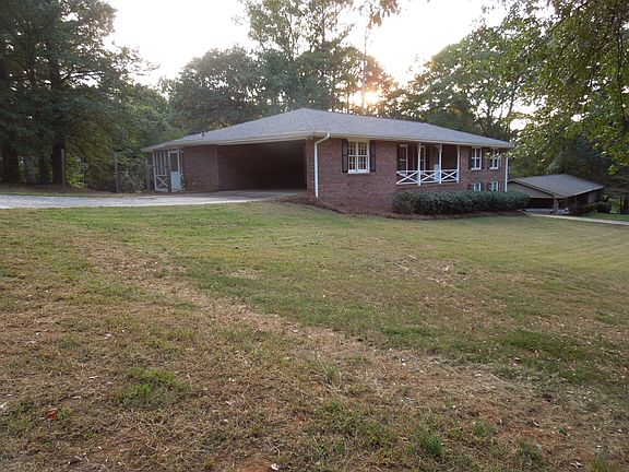 2nd image of 666 Shannon Dr