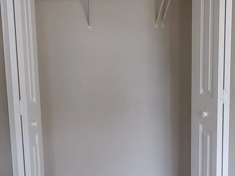 106 Ripton Ct — Photo 31
