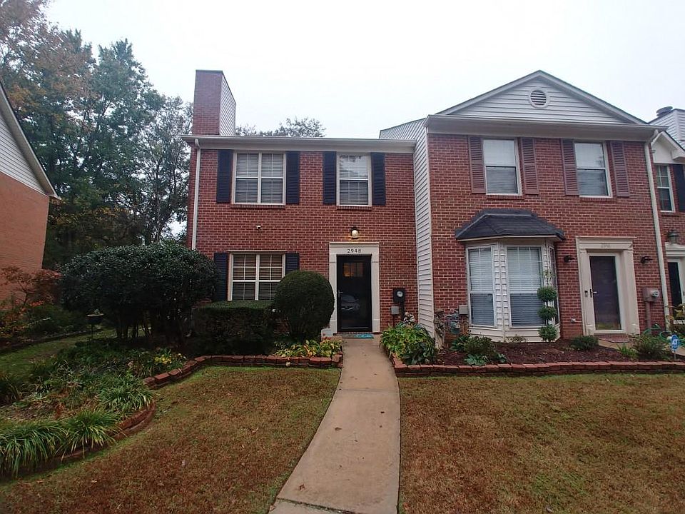 1st image of 2948 Lexington Trace Dr SE