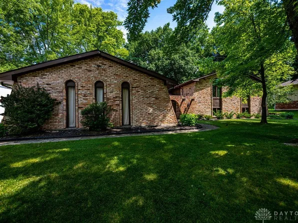 3278 Southfield Dr, Dayton, OH 45434