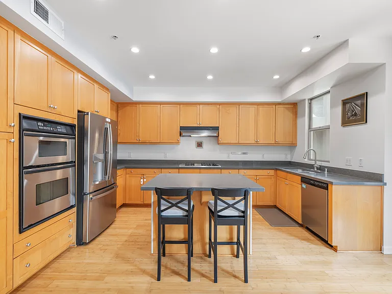 201 E Angeleno Ave #205 — Photo 13