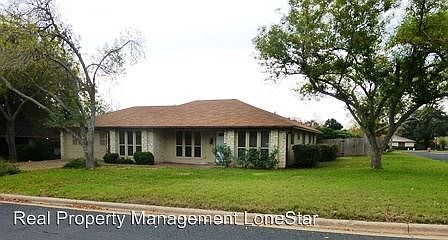 2nd image of 3811 Hawkshead Dr